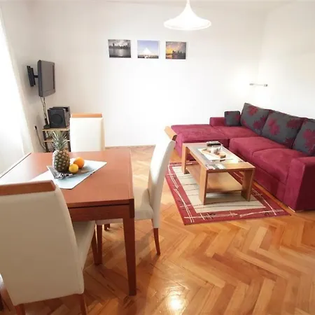 Apartment In Crikvenica 5626