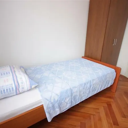 Apartment In Crikvenica 5626